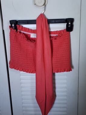 Zenana Outfitters Coral Smocked Tube with Ruffle Hem and Separate Matching Tie L
